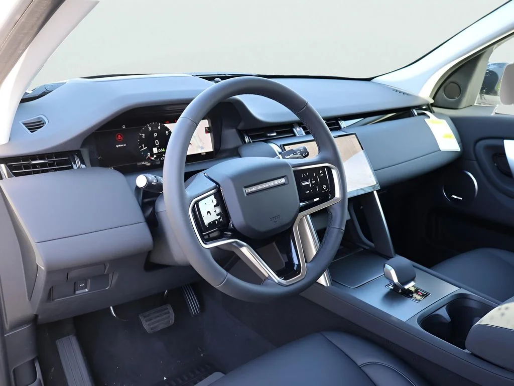 New 2025 Fuji White Land Rover S image 19