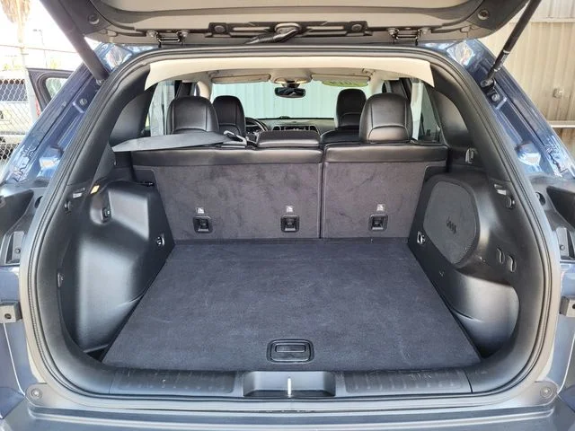 Used 2019 Blue Jeep Limited image 26