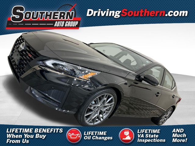 2023 Nissan Altima 2.0 SR