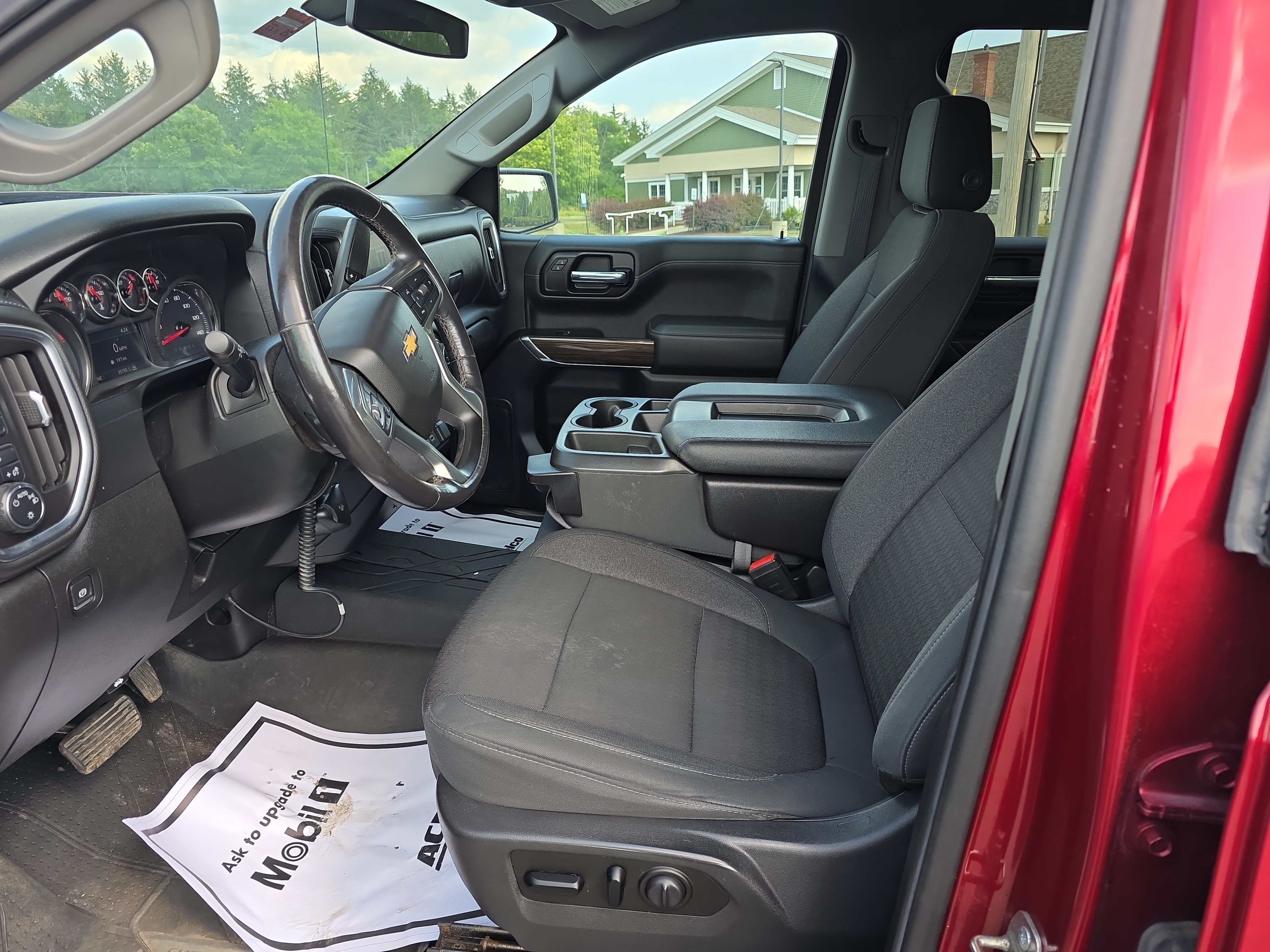 Used 2020 Cajun Red Tintcoat Chevrolet LT image 10