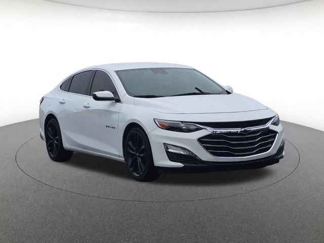 Used 2023 SUMMIT WHITE Chevrolet LT image 4