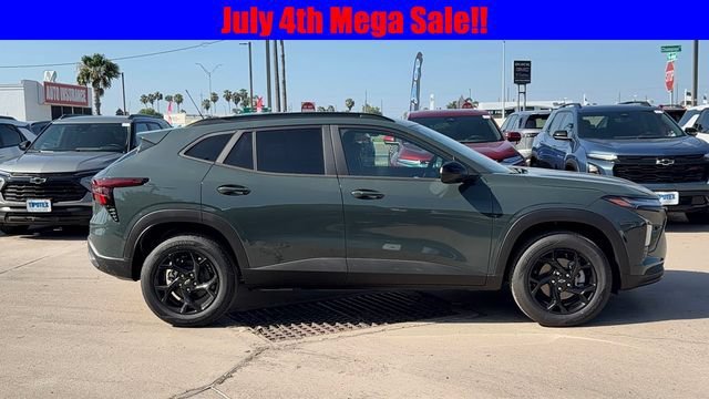 2026 Chevrolet Trax LT - Photo 2
