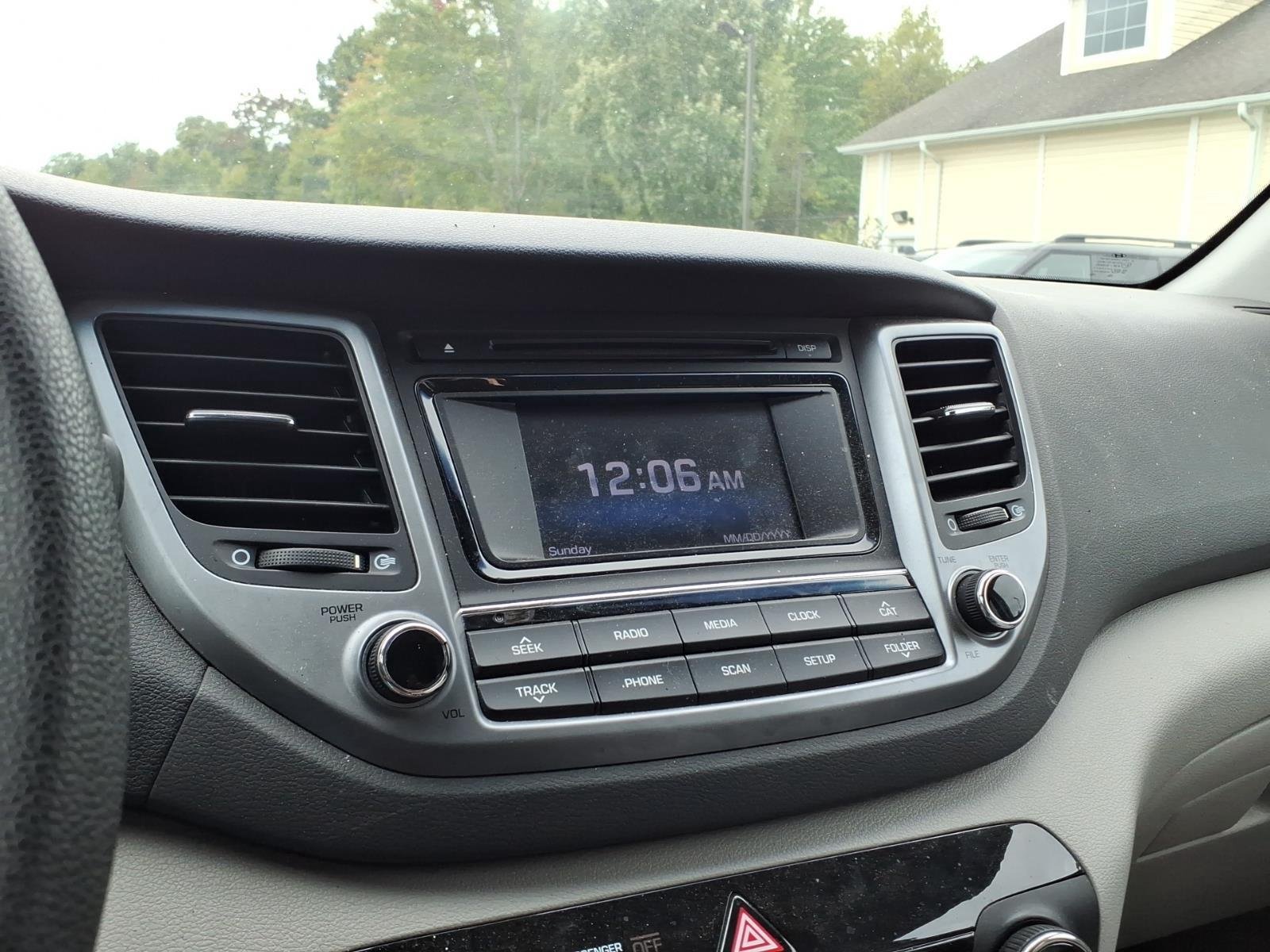 Used 2017 Coliseum Gray Hyundai SE image 24