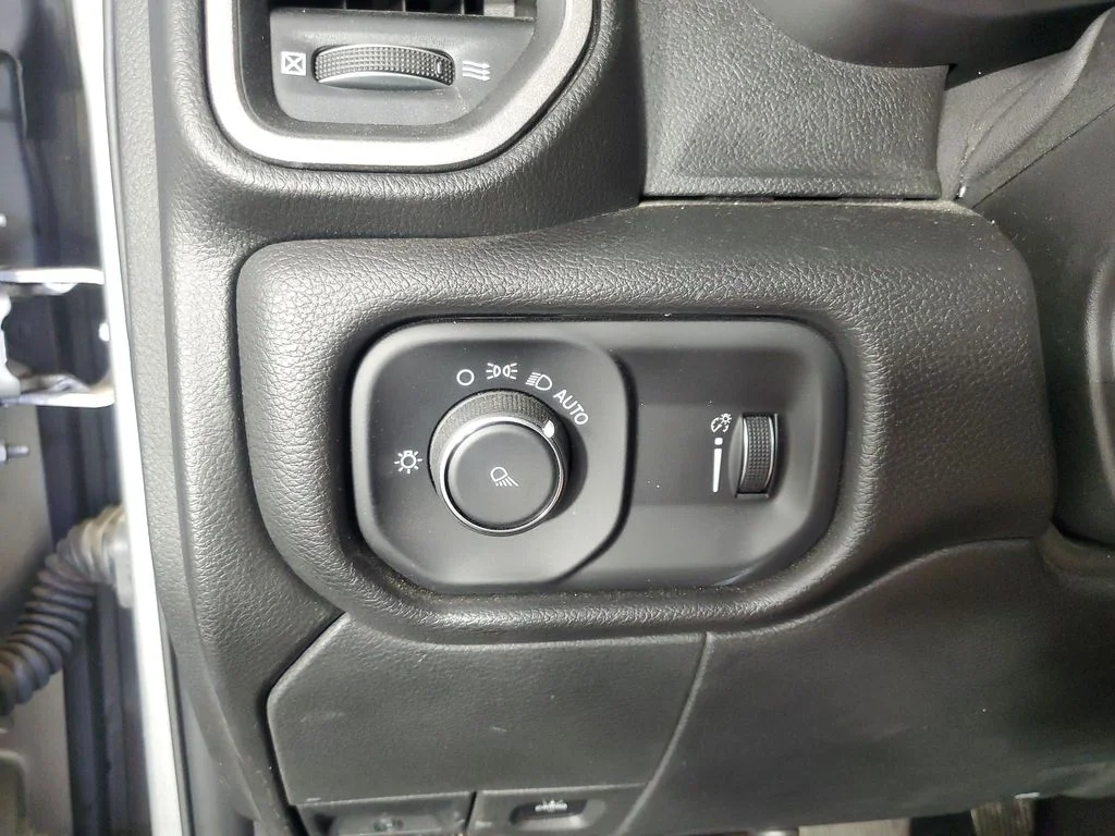 Used 2023 Silver Ram Tradesman image 31