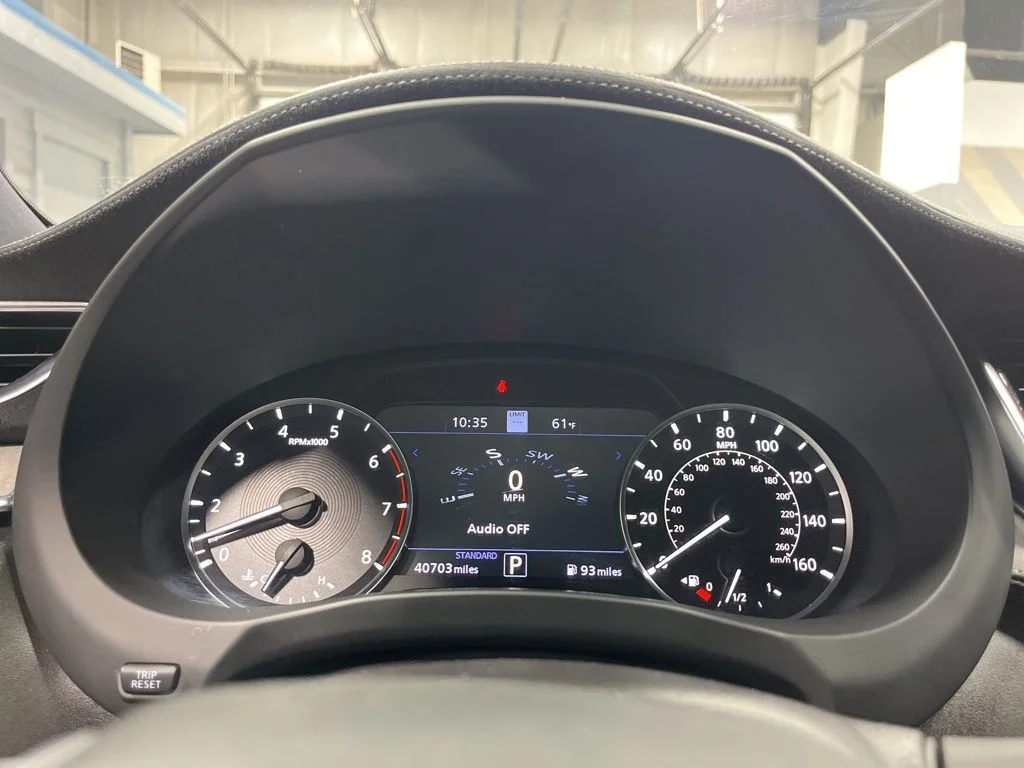 Used 2022 Gray INFINITI Autograph image 18