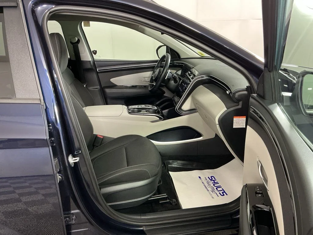 Certified Used 2022 Blue Hyundai SEL Convenience image 6