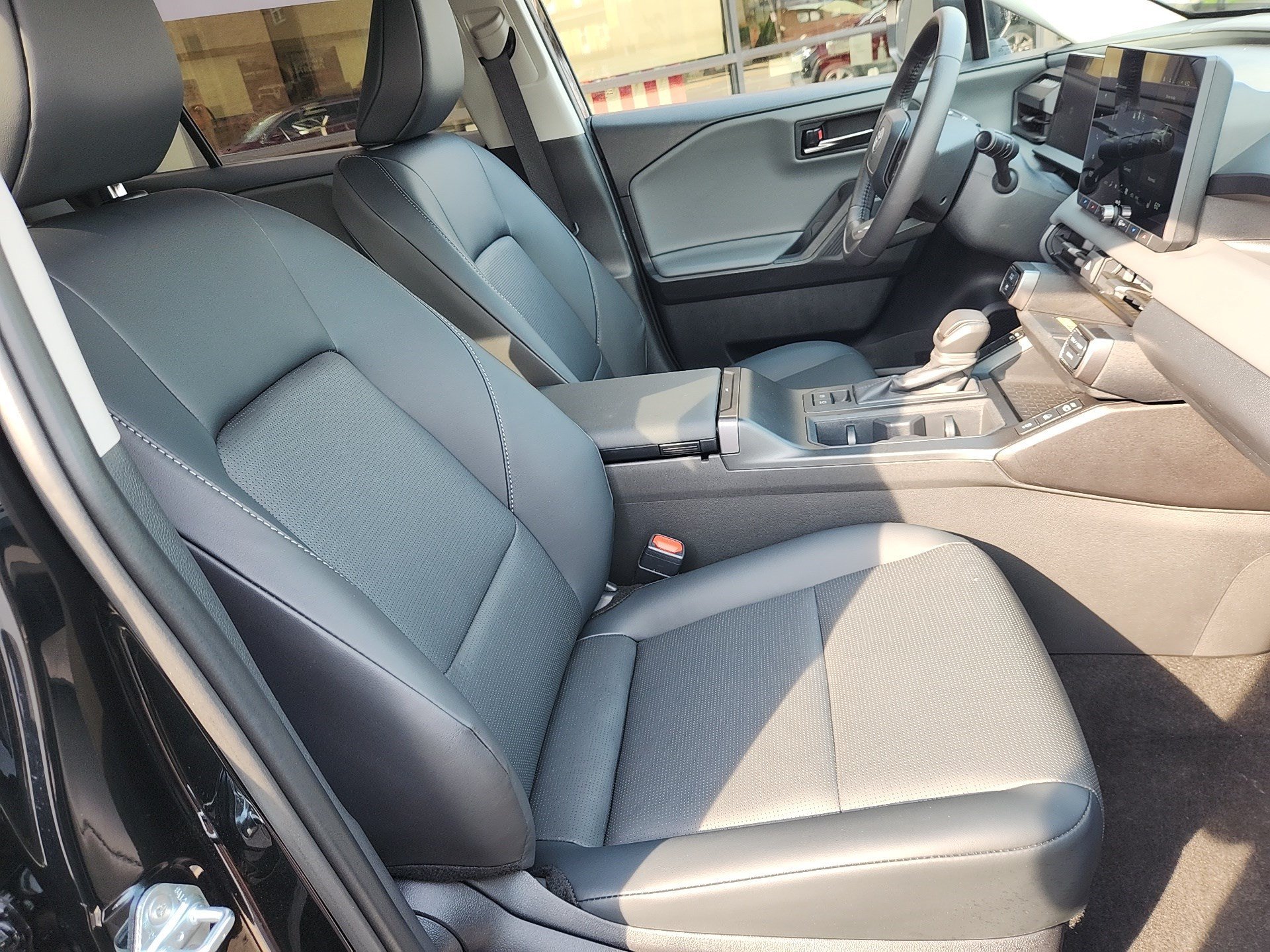 Used 2026 Midnight Black Metallic Toyota XLE Premium image 32