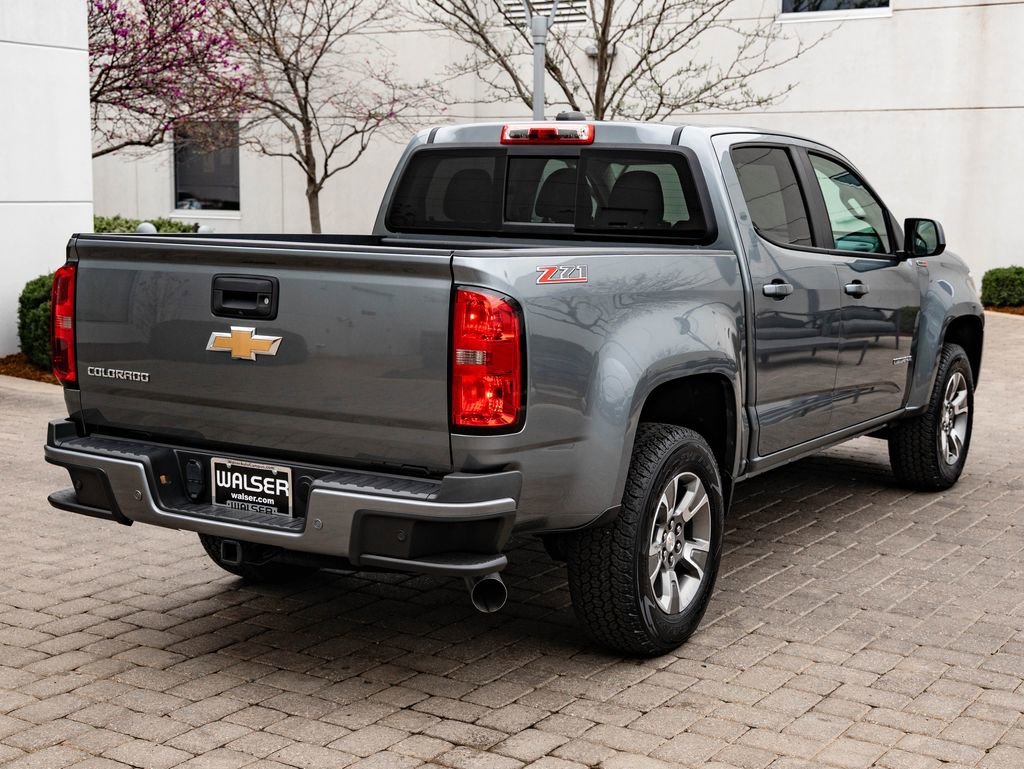 Used 2019 Satin Steel Metallic Chevrolet Z71 image 10