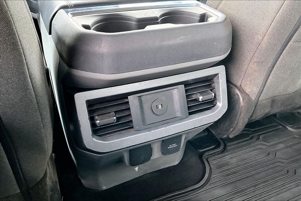 Used 2023 White Ford XLT image 24