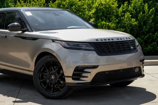 New 2026 Gold Land Rover Dynamic SE image 9