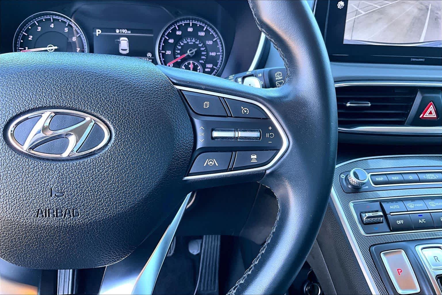 Used 2023 Shimmering Silver Hyundai SEL image 25