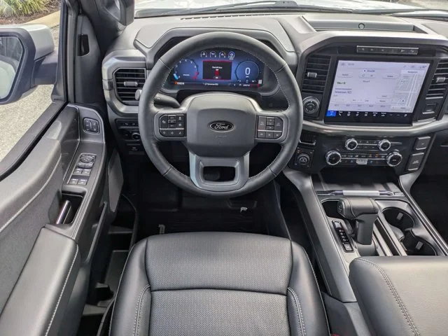 Used 2024 Avalanche Ford Lariat image 16