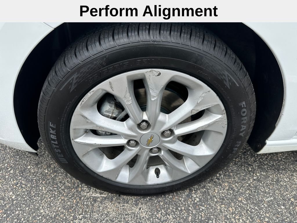 Used 2020 White Chevrolet 1LT image 10