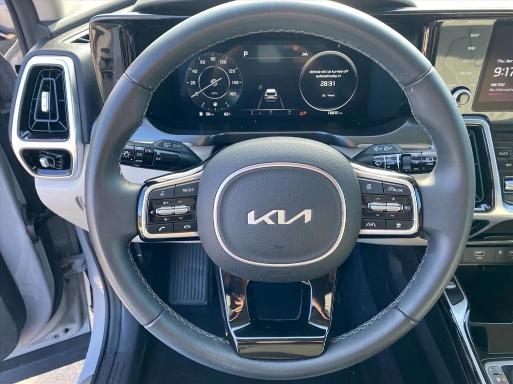 Used 2023 Wolf Gray Kia SX image 11