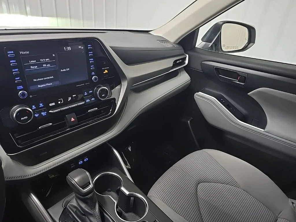 Used 2022 Beige Toyota LE image 25