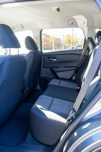 2026 Nissan Rogue SV - Photo 7