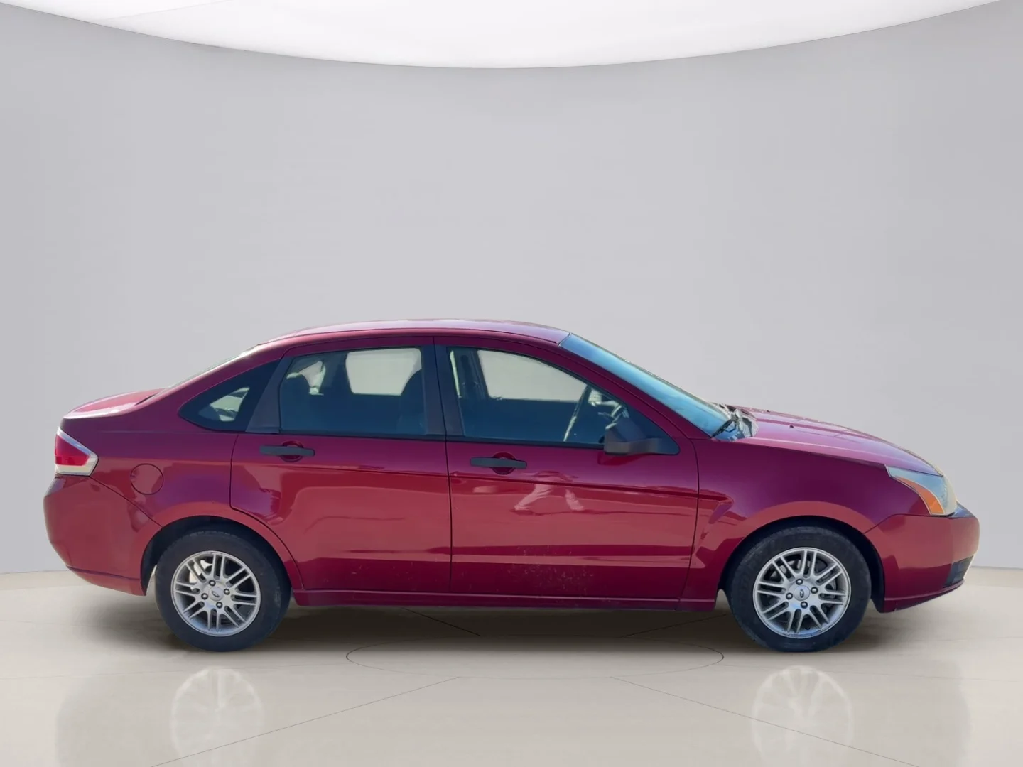 Used 2009 Red Ford SE image 6