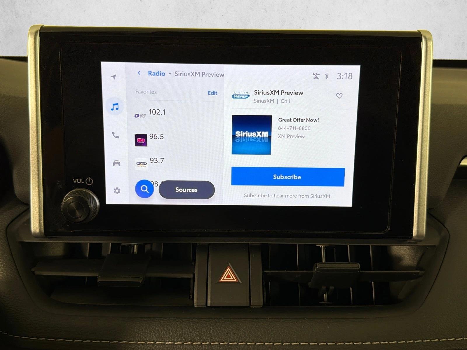 Certified Used 2024 Ice Cap Toyota Hybrid XLE image 30