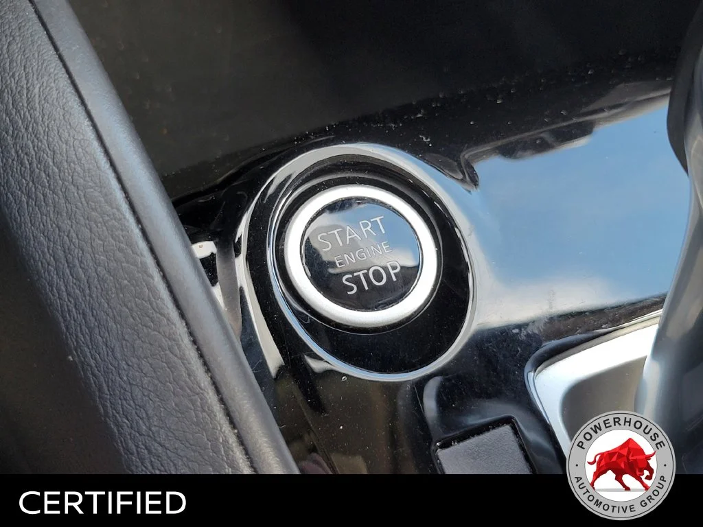 Used 2020 White Nissan S image 35