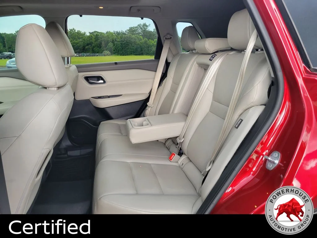 Used 2021 Red Nissan SV image 16