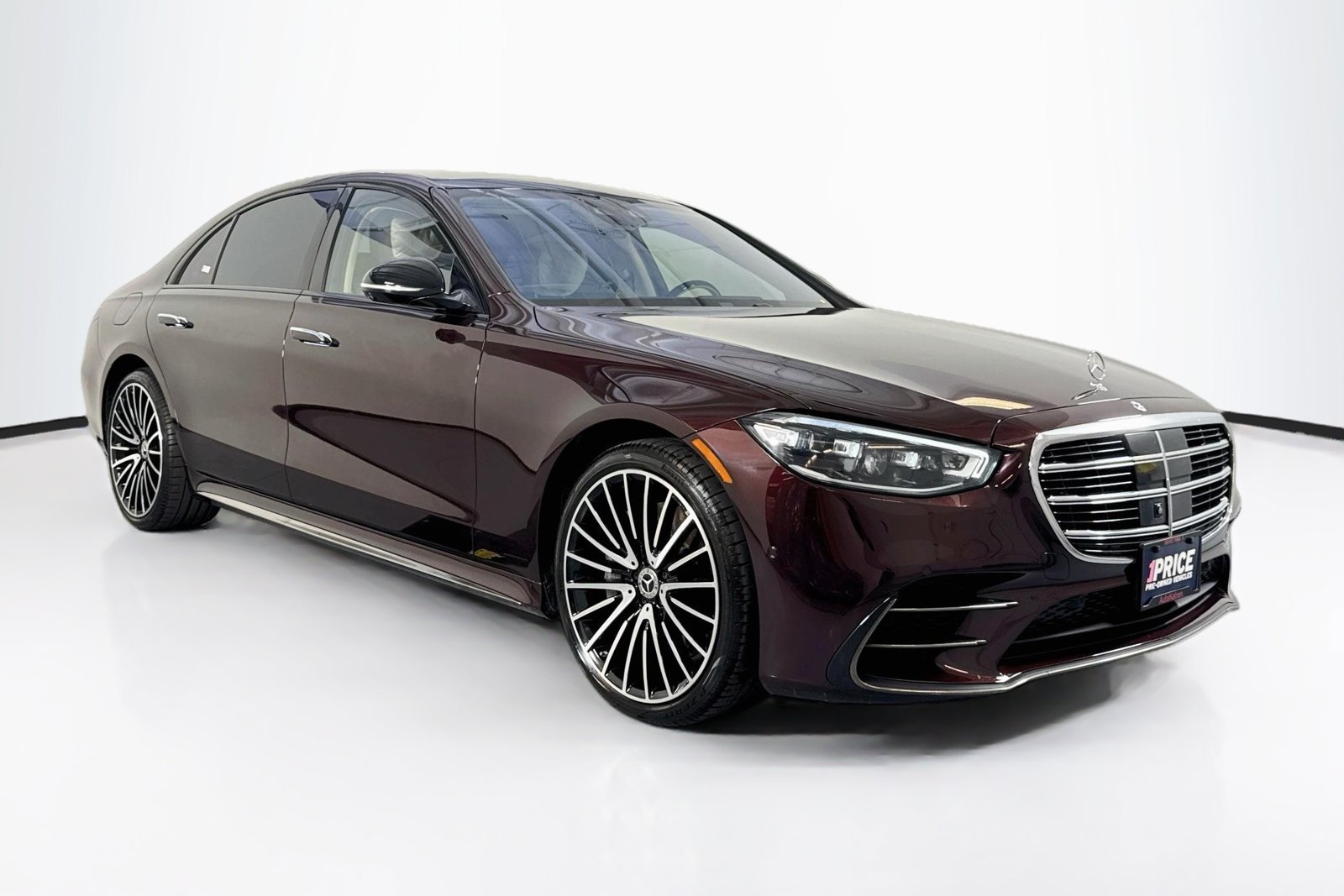 Certified Used 2023 Rubellite Red Mercedes-Benz S 580 image 3