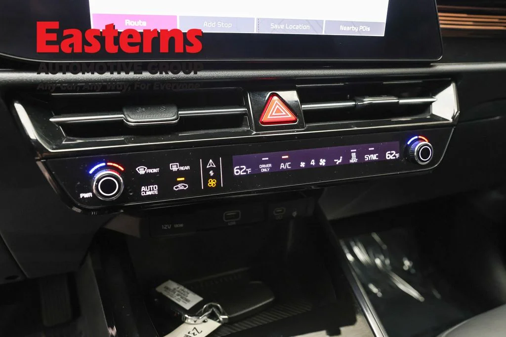 Used 2023 Green Kia Wind image 20