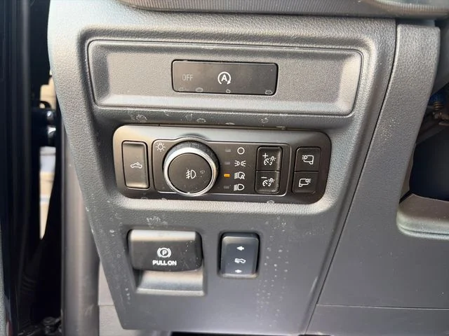 Used 2025 Blue Ford Lariat image 15