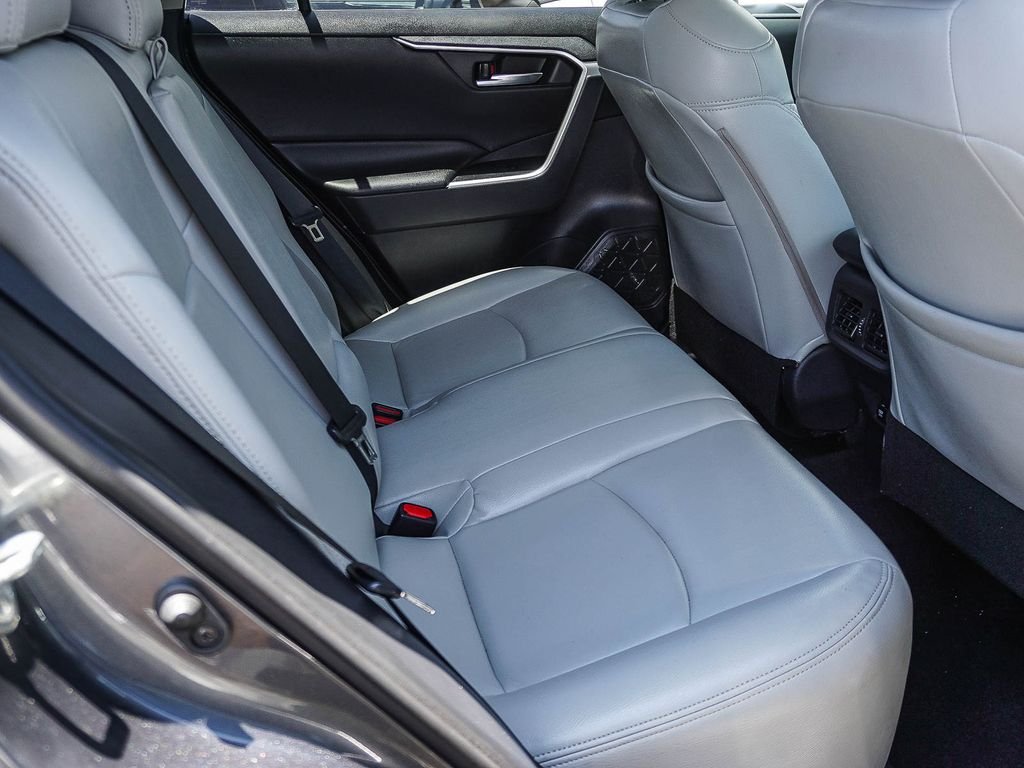 Used 2019 Gray Toyota XLE image 13