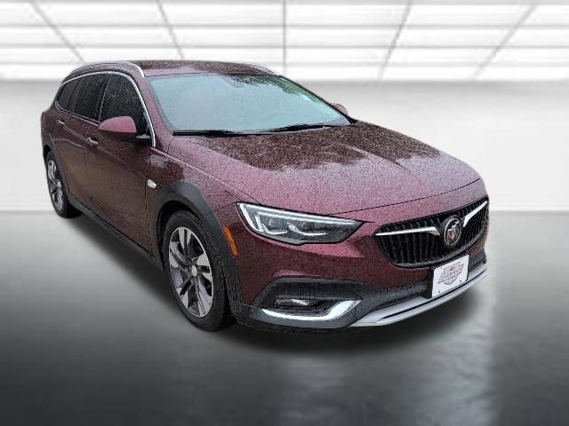 2018 Buick Regal TourX Essence