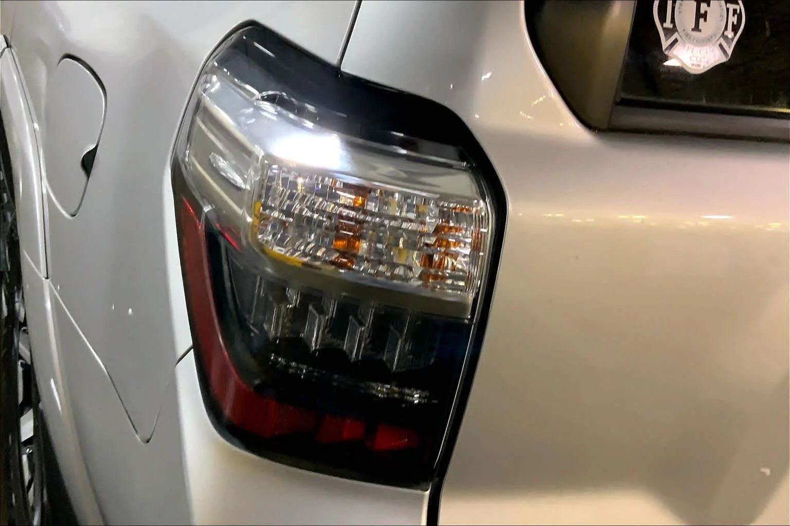 Used 2020 Classic Silver Metallic Toyota SR5 image 28
