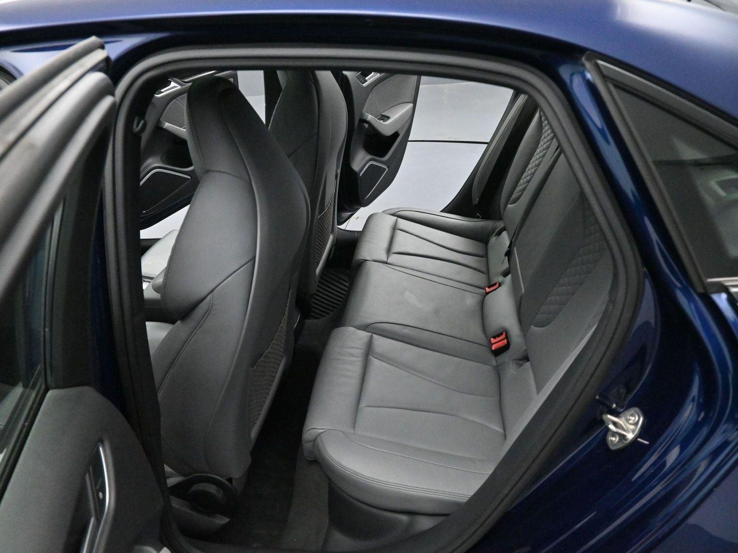 Used 2019 Navarra Blue Metallic Audi Premium Plus image 33