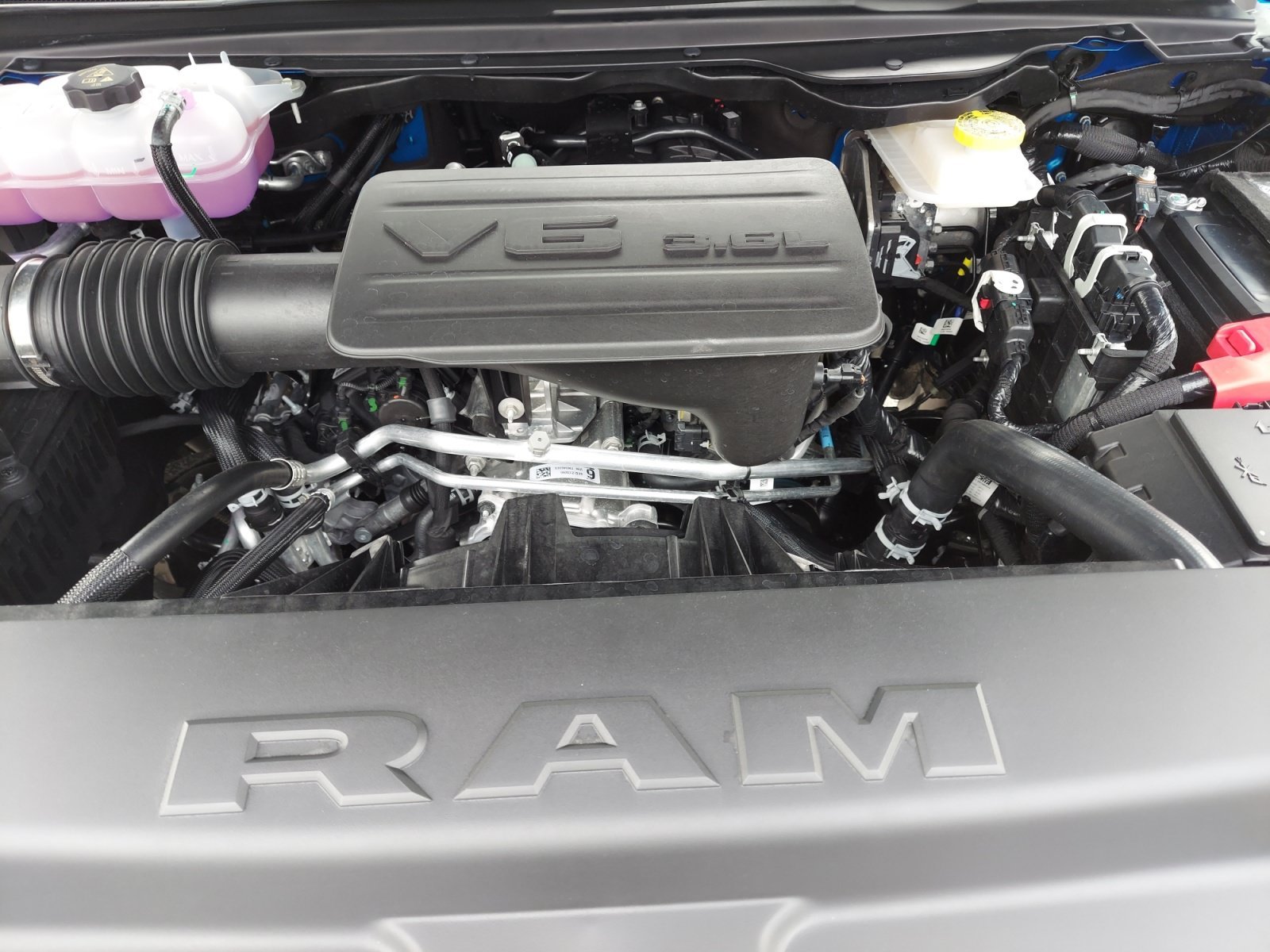 New 2026 Hydro Blue Pearlcoat RAM Lone Star image 30
