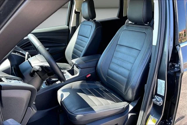 Used 2018 Magnetic Metallic Ford Titanium image 21