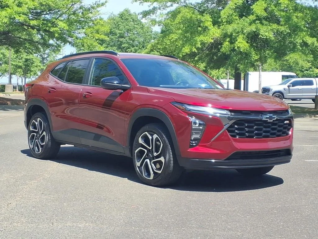 2025 Chevrolet Trax 2RS's photo