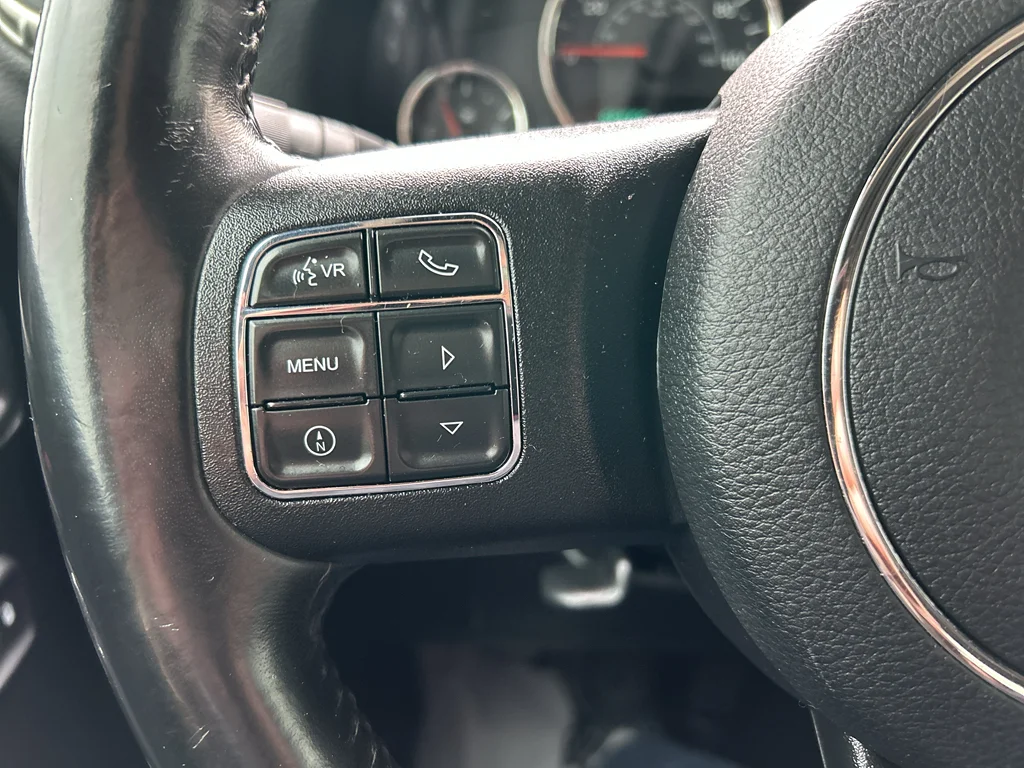 Used 2017 Gobi Clearcoat Jeep Rubicon image 12