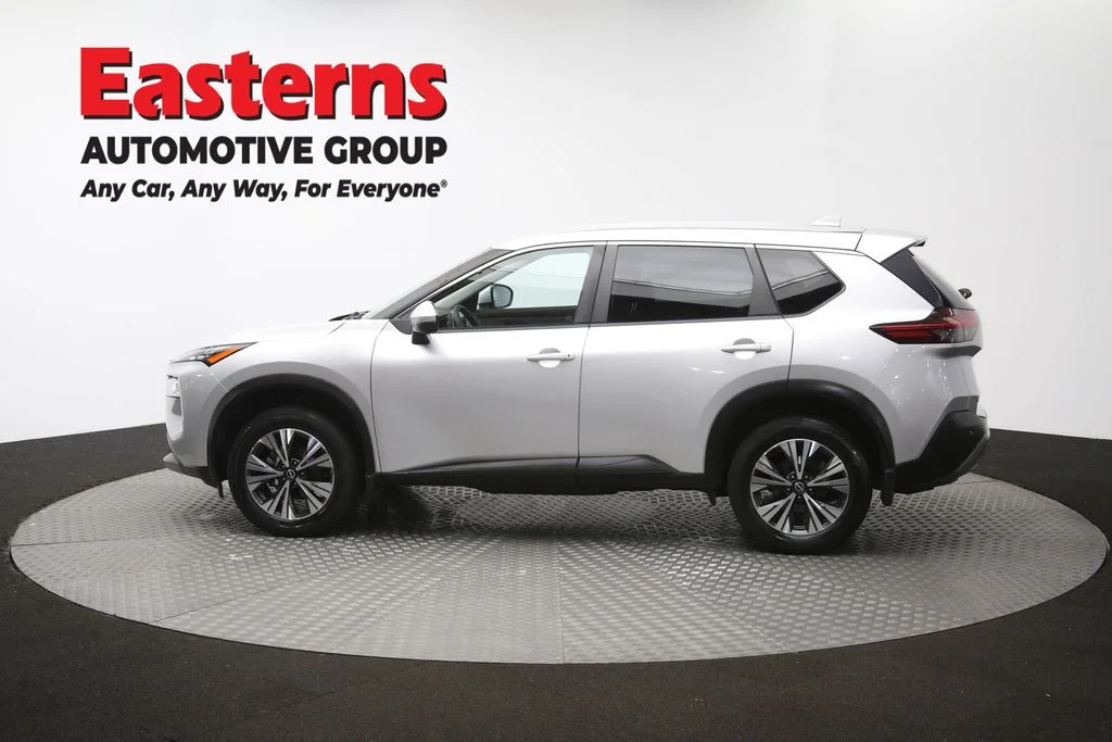 Used 2023 Silver Nissan SV image 57