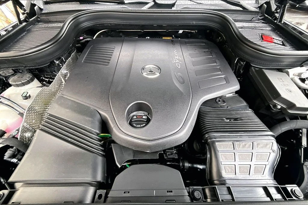 New 2026 Black Mercedes-Benz GLE 450 image 11