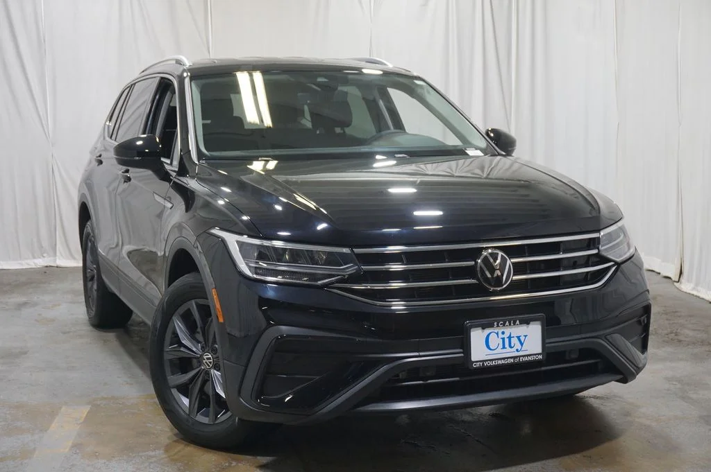 Certified Used 2023 Black Volkswagen 2.0T SE image 4