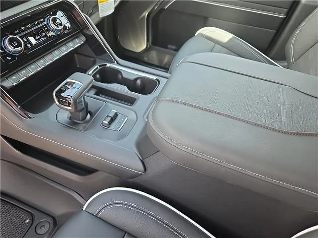 New 2026 Sterling Metallic GMC AT4X image 20