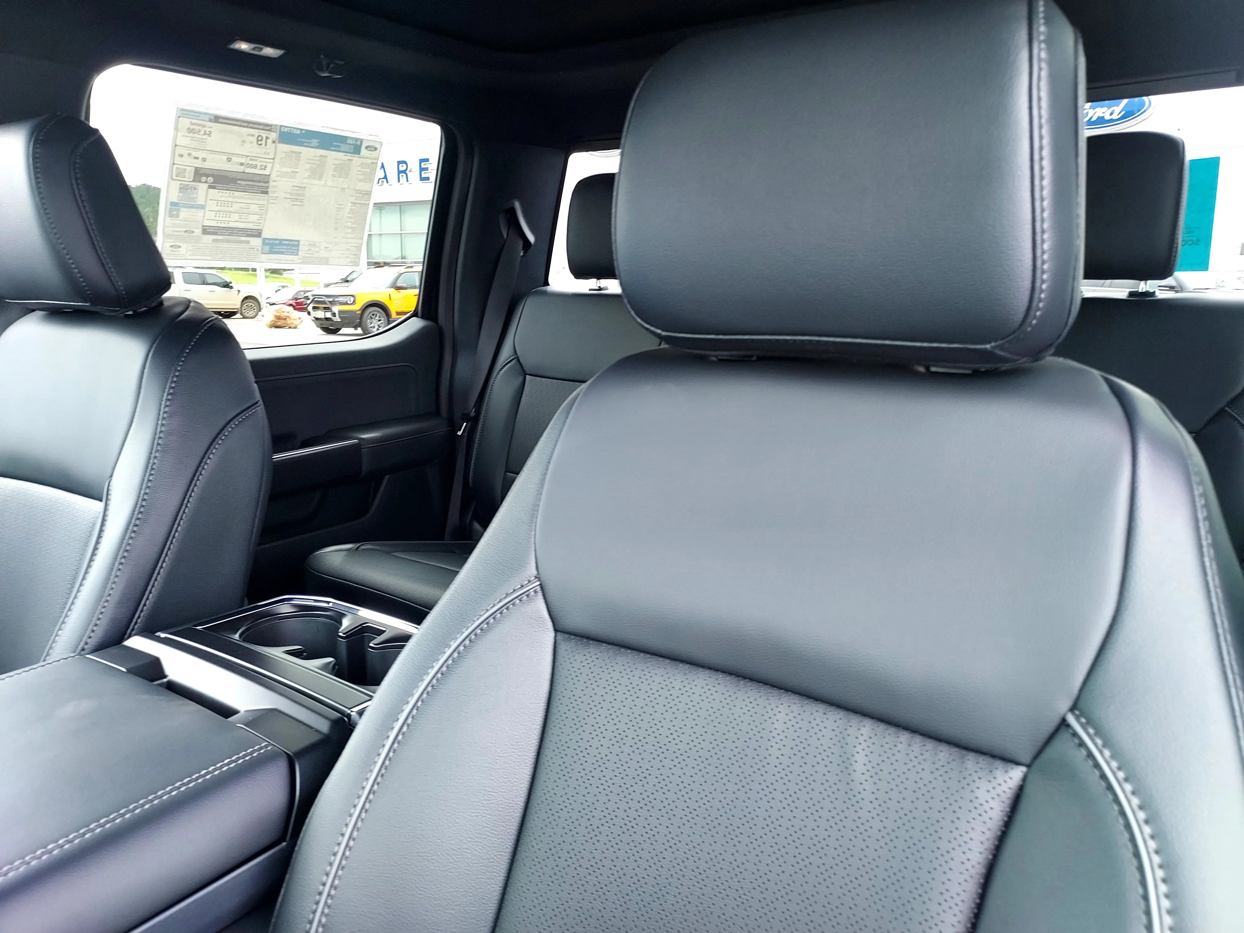 New 2026 Agate Black Metallic Ford LARIAT image 15