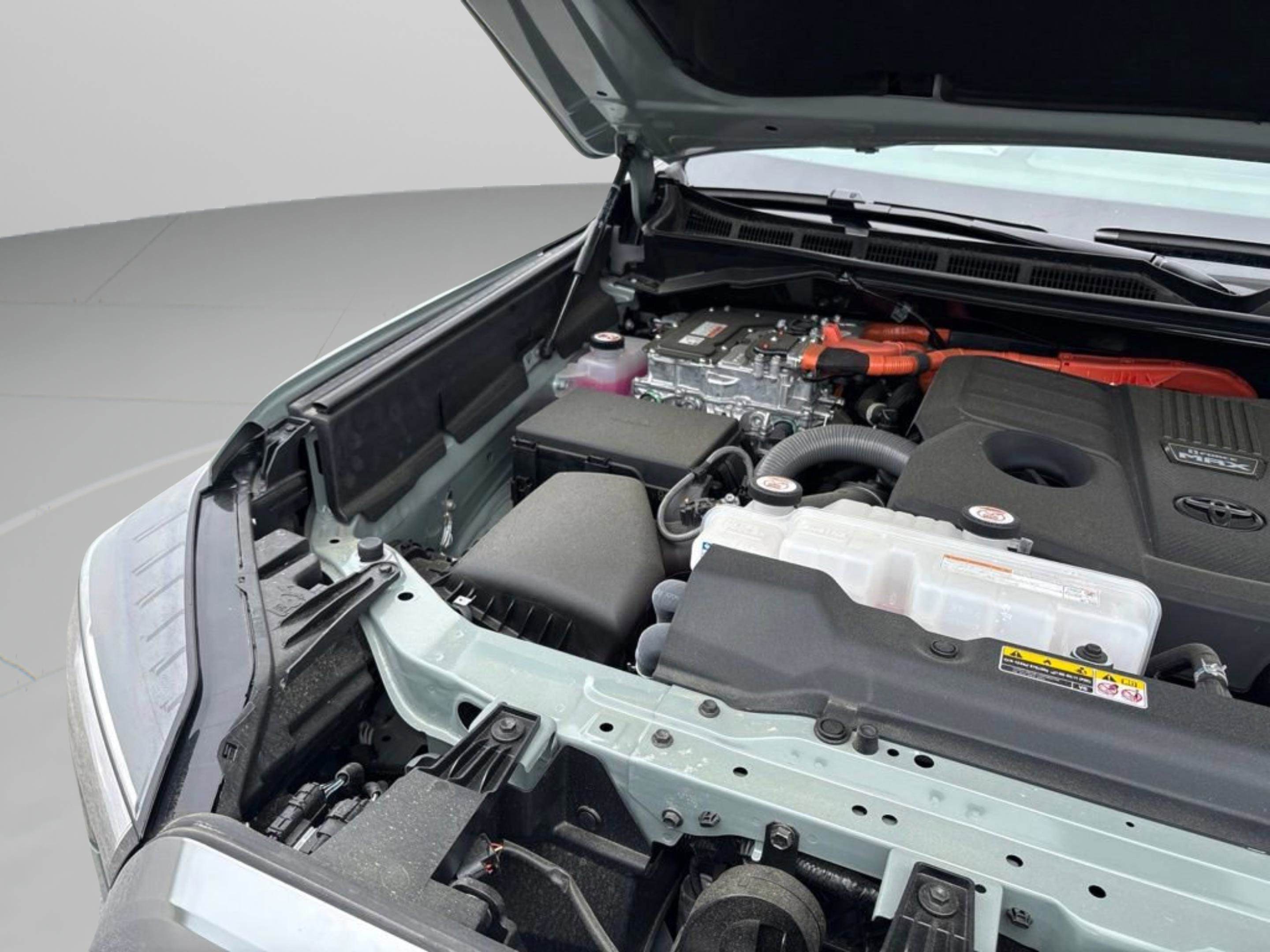 2025 Toyota Tundra Limited - Photo 34