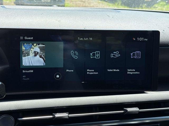New 2026 Black Hyundai SEL Activity AWD image 3