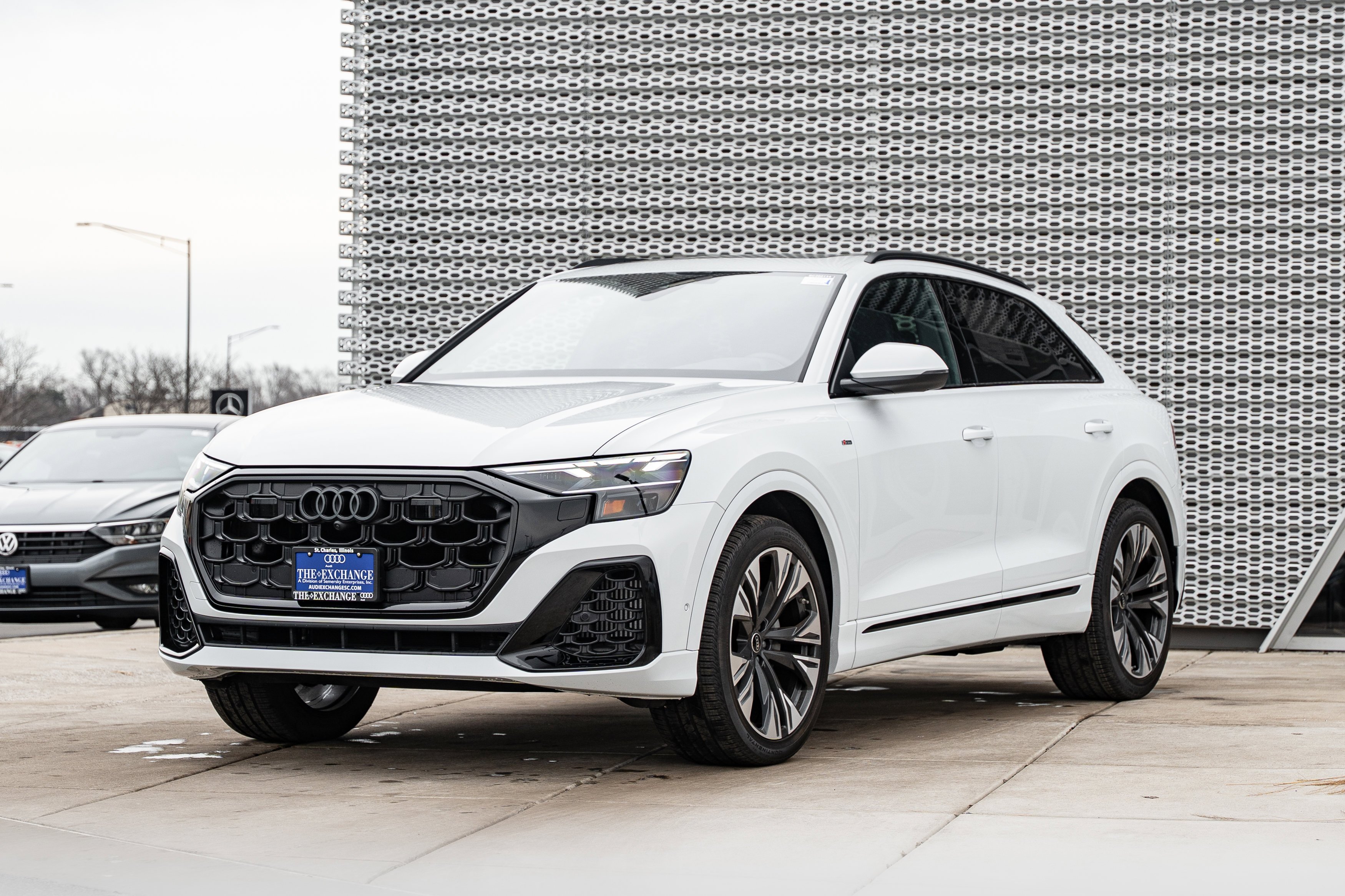 2026 Audi Q8 Premium Plus - Photo 7