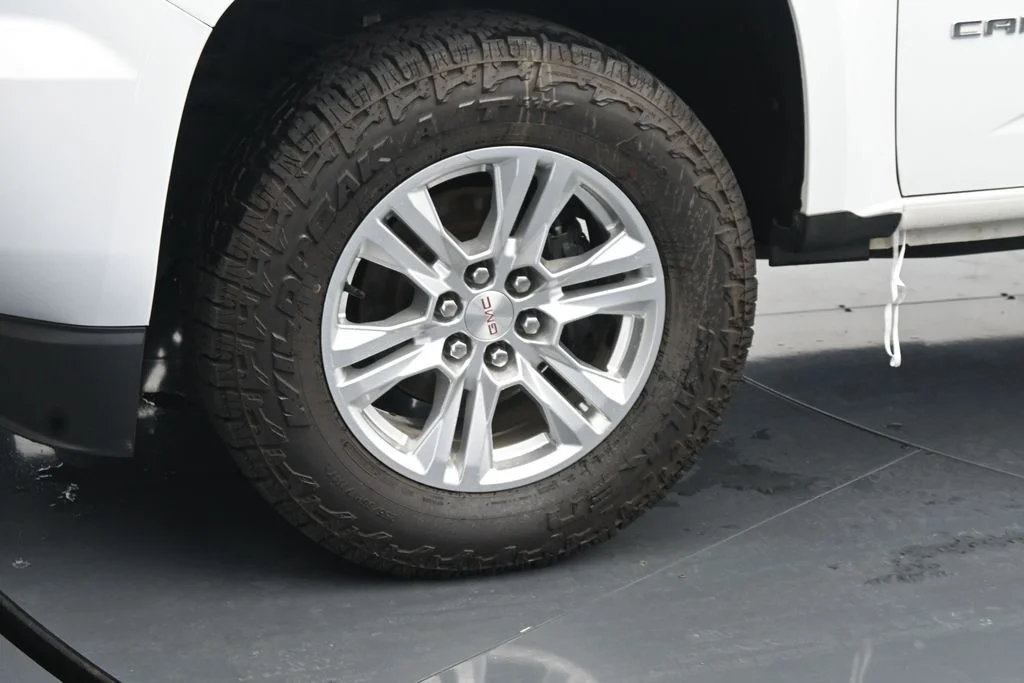 Used 2020 White GMC SLE1 image 12