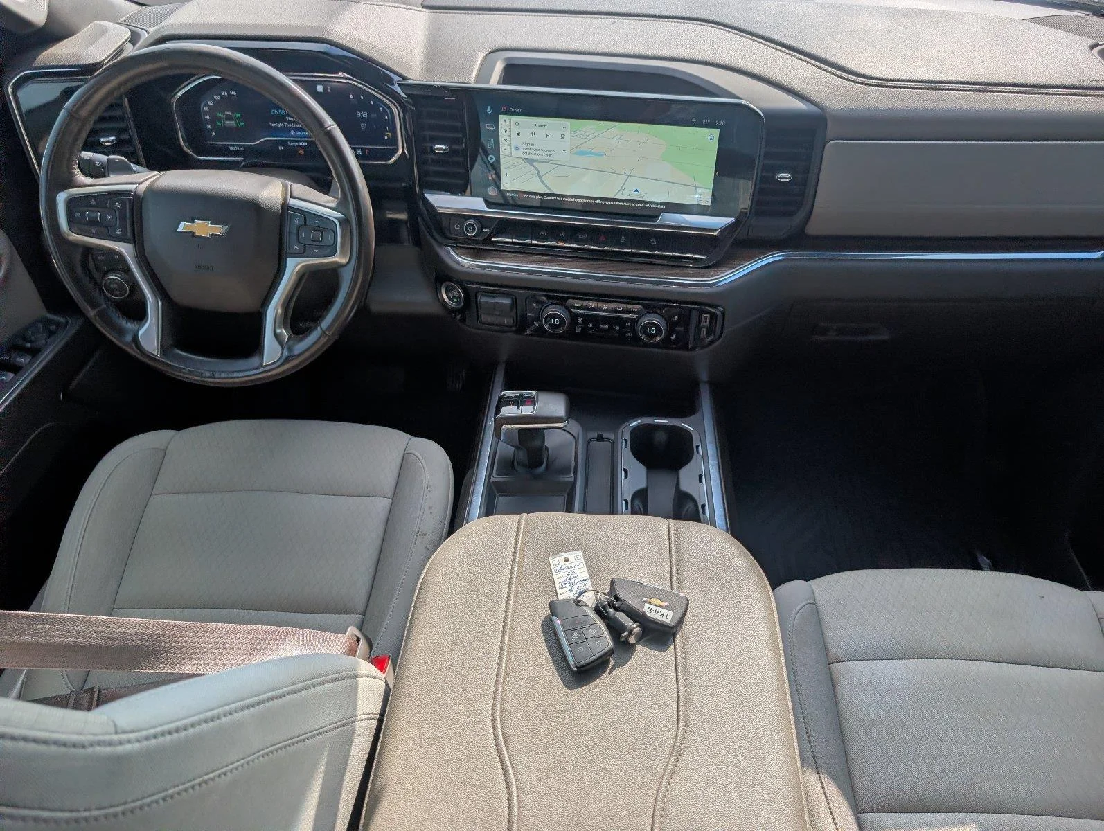 Used 2023 SUMMIT WHITE Chevrolet LT image 34
