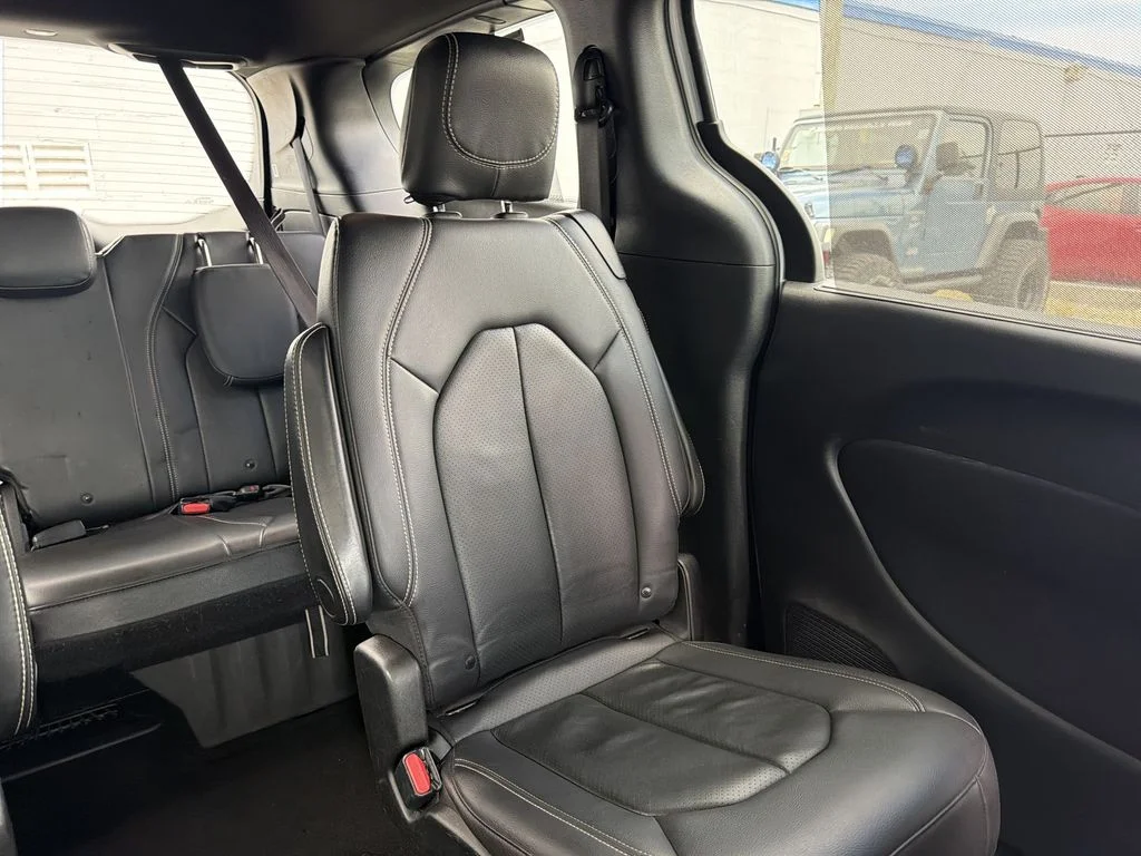 Used 2021 White Chrysler Touring L image 14