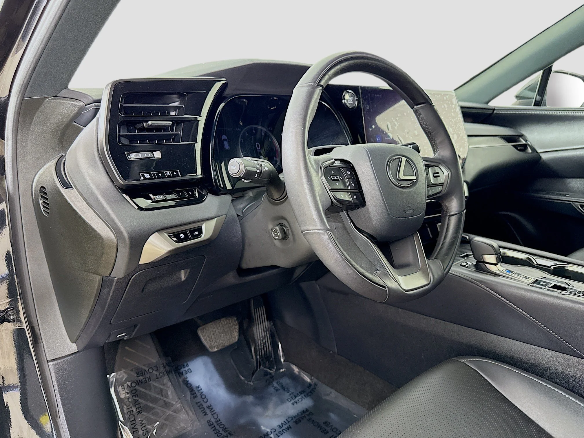 Used 2024  Lexus RX 350 image 11