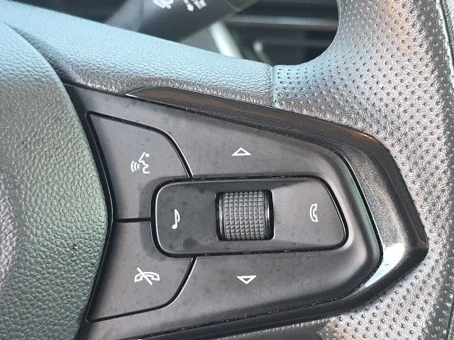 Used 2025 Black Chevrolet LT image 22