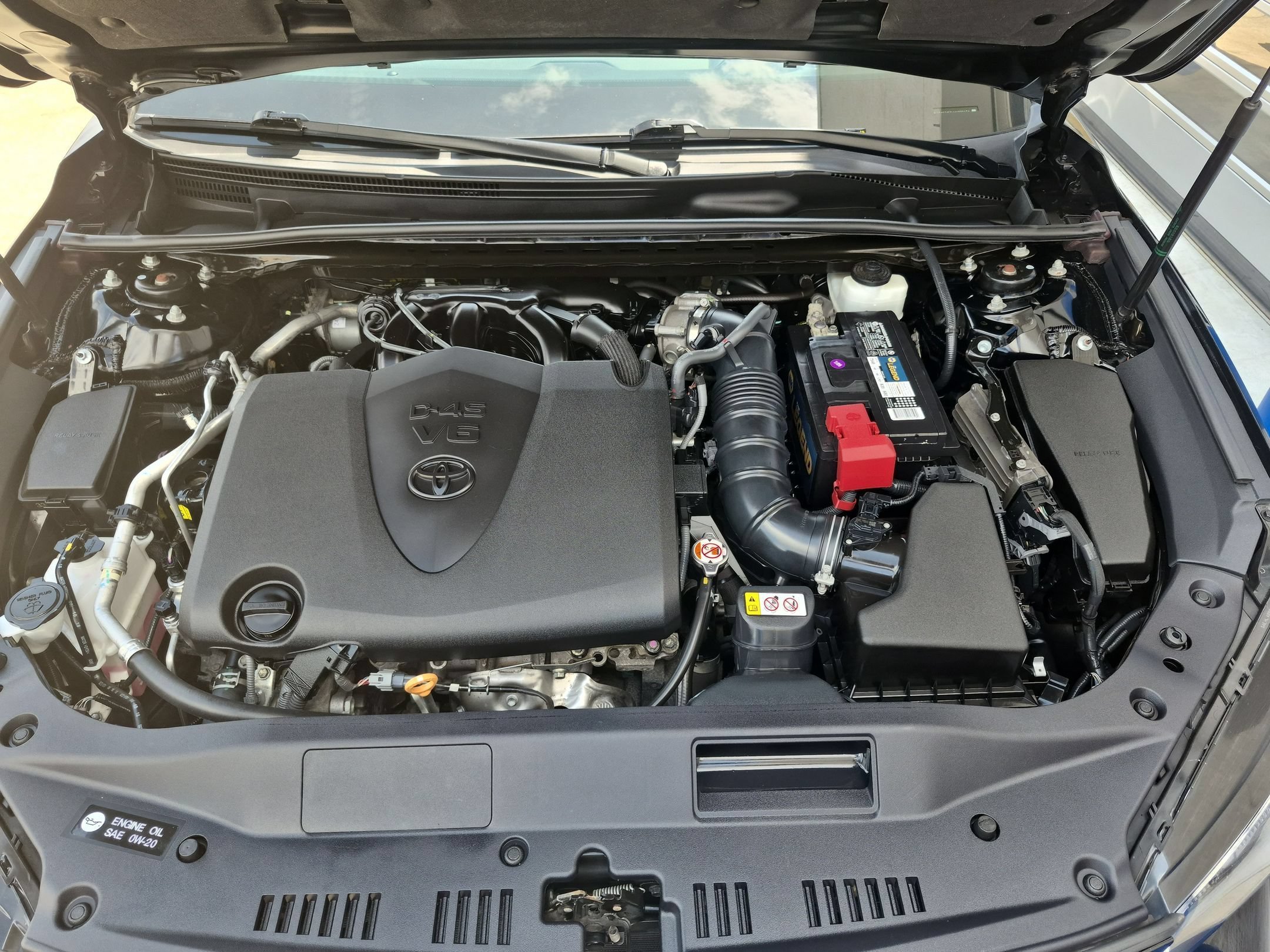 Used 2019 Midnight Black Metallic Toyota XLE image 31
