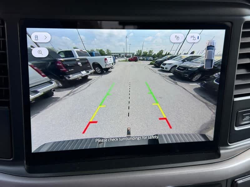 2025 Ford F-150 XLT - Photo 16